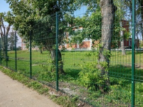 3D заборы для школы 90 метров фото в Дедовске