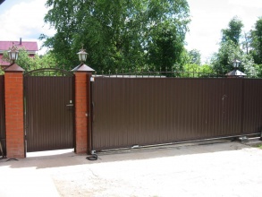 Дистанционное управление с откатными воротами - пример 8 фото в Дедовске