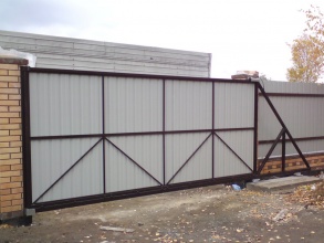 Ворота откатные с ручным управлением - пример 12 фото в Дедовске